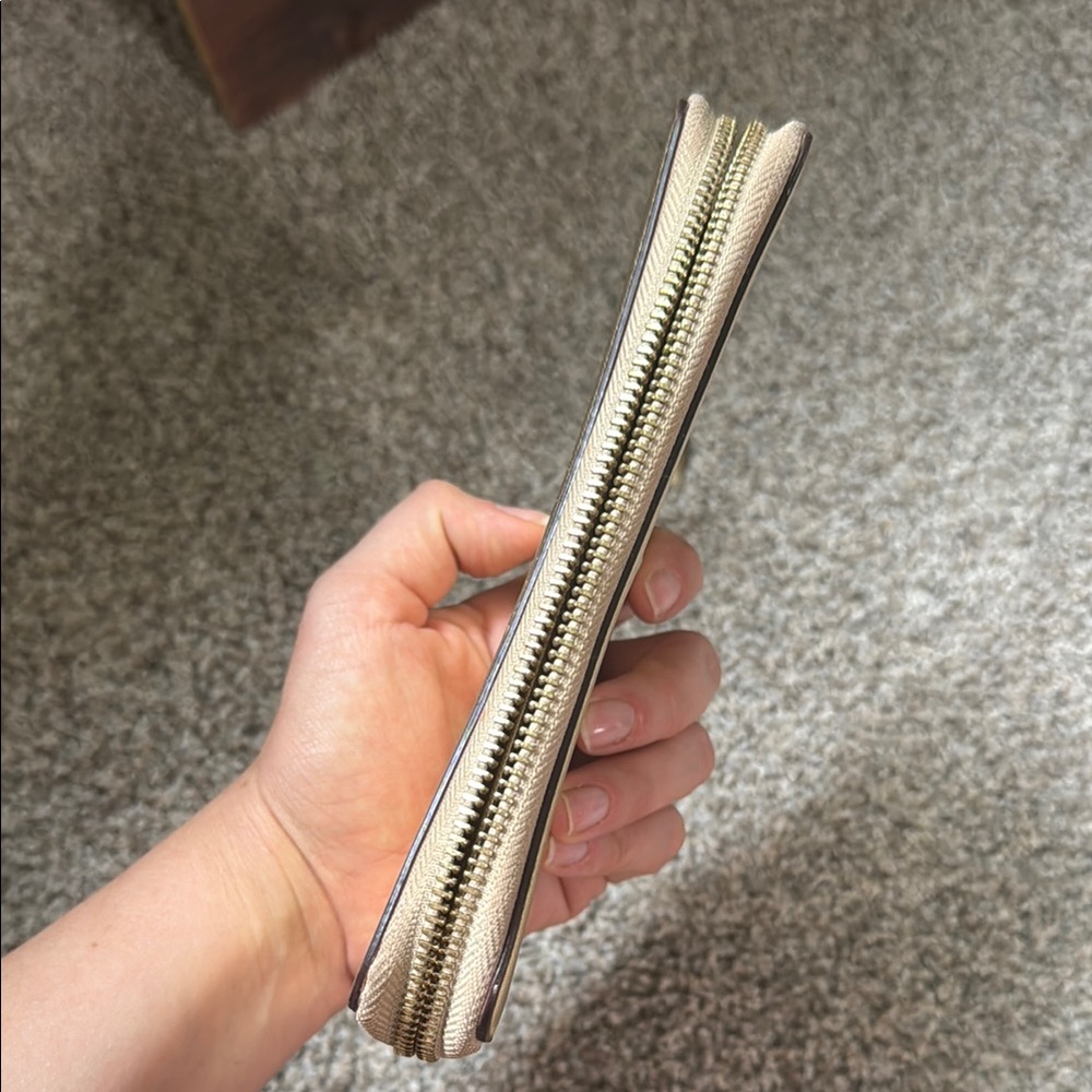 kate spade Metallic Gold Wristlet Wallet - Picture 4 of 9